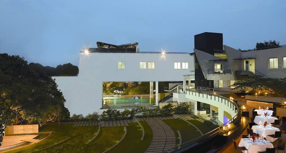 The Woodrose Club, Bangalore 1